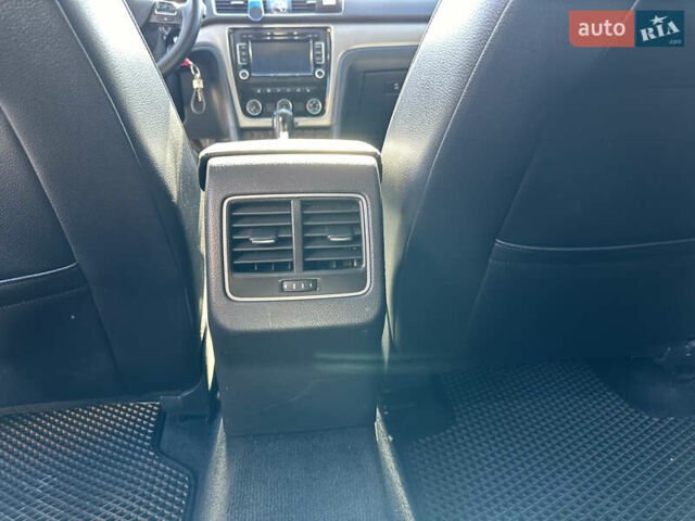 Серый Фольксваген Пассат, объемом двигателя 2 л и пробегом 160 тыс. км за 13700 $, фото 36 на Automoto.ua