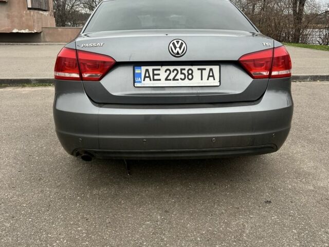 Серый Фольксваген Пассат, объемом двигателя 1.8 л и пробегом 250 тыс. км за 7800 $, фото 6 на Automoto.ua