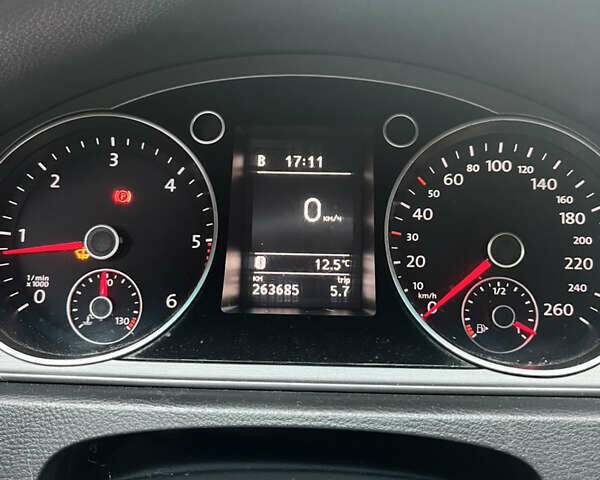 Сірий Фольксваген Пассат, об'ємом двигуна 1.6 л та пробігом 264 тис. км за 8950 $, фото 11 на Automoto.ua