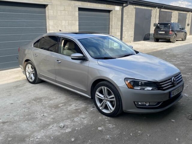 Серый Фольксваген Пассат, объемом двигателя 2 л и пробегом 169 тыс. км за 11700 $, фото 1 на Automoto.ua