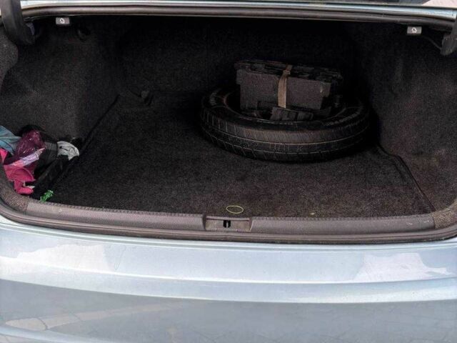 Фольксваген Пассат 2013 в Львове на Automoto.ua Серый Фольксваген Пассат, объемом двигателя 2.5 л и пробегом 255 тыс. км за 10100 $, фото 13 на Automoto.ua