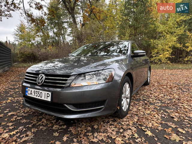 Серый Фольксваген Пассат, объемом двигателя 1.8 л и пробегом 197 тыс. км за 10499 $, фото 10 на Automoto.ua