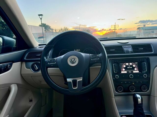 Сірий Фольксваген Пассат, об'ємом двигуна 2.5 л та пробігом 80 тис. км за 3800 $, фото 7 на Automoto.ua