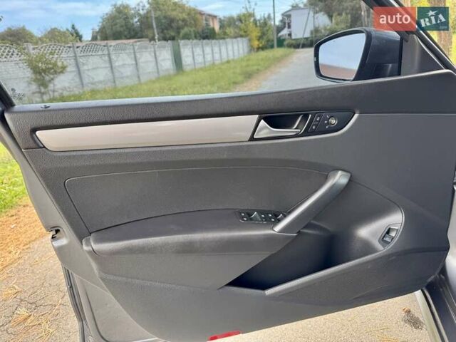 Сірий Фольксваген Пассат, об'ємом двигуна 1.8 л та пробігом 199 тис. км за 7999 $, фото 10 на Automoto.ua