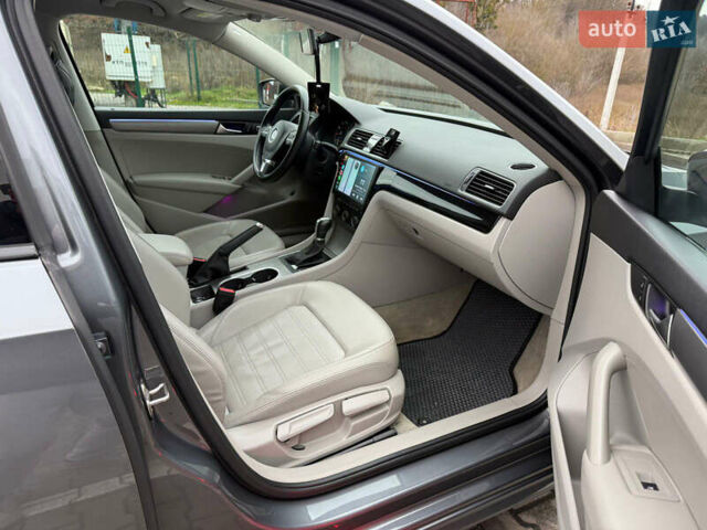 Сірий Фольксваген Пассат, об'ємом двигуна 1.8 л та пробігом 147 тис. км за 14500 $, фото 31 на Automoto.ua