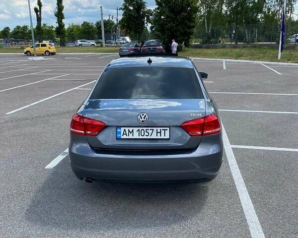 Серый Фольксваген Пассат, объемом двигателя 2 л и пробегом 202 тыс. км за 12000 $, фото 5 на Automoto.ua