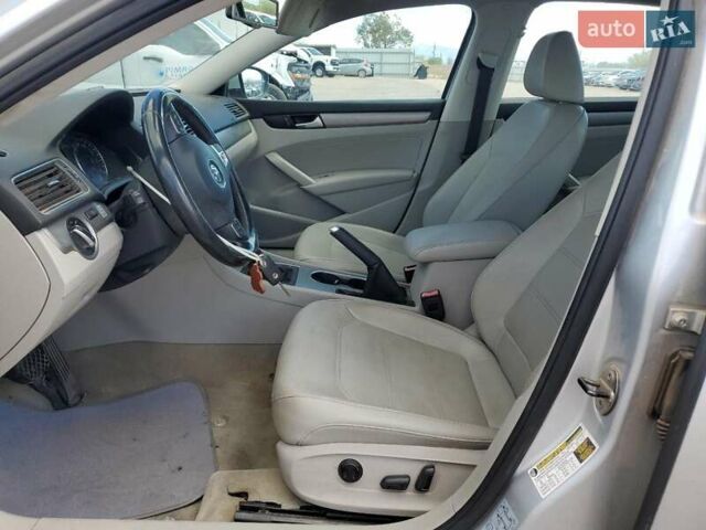 Серый Фольксваген Пассат, объемом двигателя 2 л и пробегом 94 тыс. км за 1000 $, фото 6 на Automoto.ua