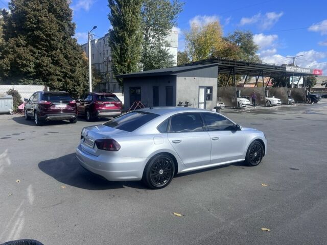 Серый Фольксваген Пассат, объемом двигателя 1.8 л и пробегом 264 тыс. км за 8200 $, фото 3 на Automoto.ua