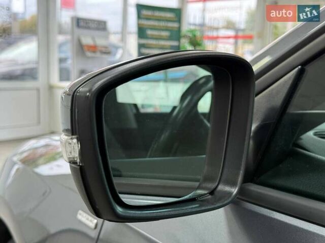 Серый Фольксваген Пассат, объемом двигателя 1.78 л и пробегом 186 тыс. км за 9790 $, фото 15 на Automoto.ua