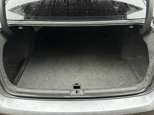 Сірий Фольксваген Пассат, об'ємом двигуна 0 л та пробігом 299 тис. км за 9500 $, фото 15 на Automoto.ua