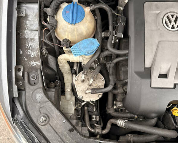 Серый Фольксваген Пассат, объемом двигателя 1.97 л и пробегом 189 тыс. км за 12200 $, фото 35 на Automoto.ua