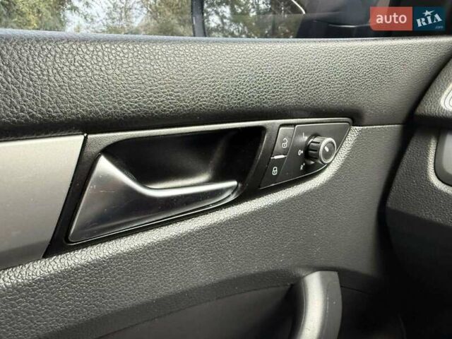 Серый Фольксваген Пассат, объемом двигателя 1.8 л и пробегом 180 тыс. км за 9600 $, фото 24 на Automoto.ua