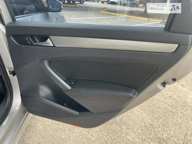 Серый Фольксваген Пассат, объемом двигателя 1.8 л и пробегом 141 тыс. км за 2300 $, фото 28 на Automoto.ua