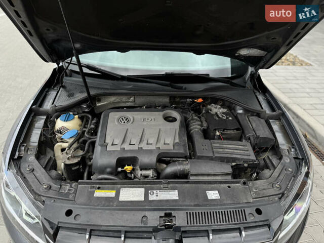 Серый Фольксваген Пассат, объемом двигателя 1.97 л и пробегом 320 тыс. км за 11500 $, фото 24 на Automoto.ua