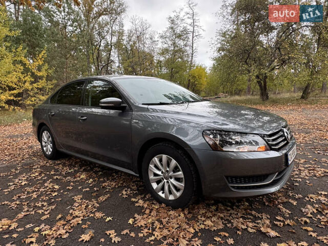 Серый Фольксваген Пассат, объемом двигателя 1.8 л и пробегом 197 тыс. км за 10499 $, фото 12 на Automoto.ua