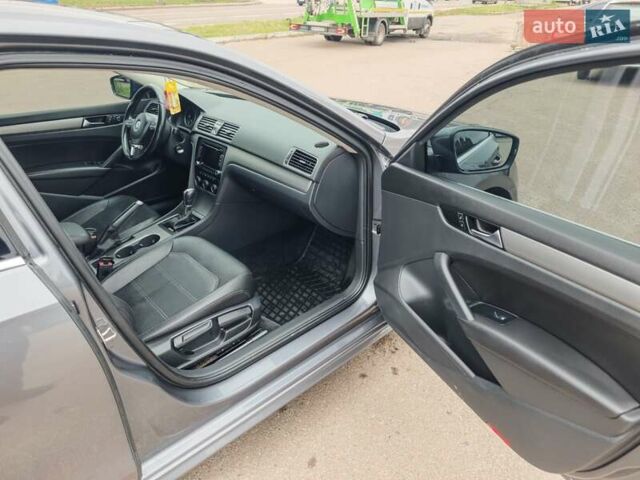 Сірий Фольксваген Пассат, об'ємом двигуна 1.8 л та пробігом 130 тис. км за 10999 $, фото 22 на Automoto.ua