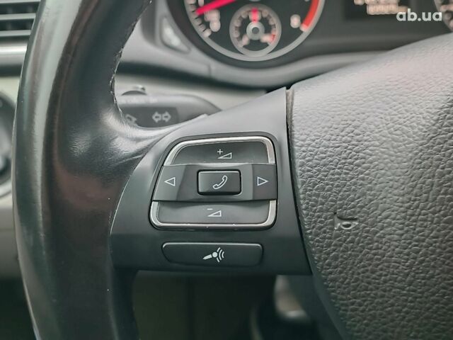 Серый Фольксваген Пассат, объемом двигателя 1.8 л и пробегом 260 тыс. км за 11490 $, фото 26 на Automoto.ua