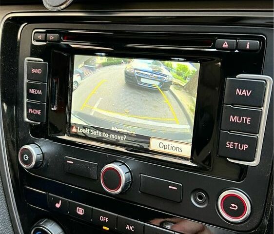 Сірий Фольксваген Пассат, об'ємом двигуна 1.8 л та пробігом 120 тис. км за 11500 $, фото 8 на Automoto.ua