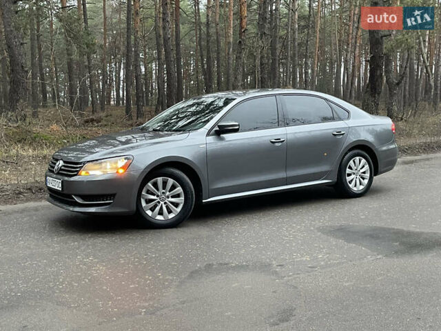 Серый Фольксваген Пассат, объемом двигателя 1.8 л и пробегом 180 тыс. км за 9999 $, фото 11 на Automoto.ua