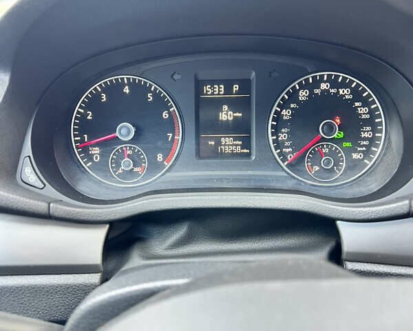 Сірий Фольксваген Пассат, об'ємом двигуна 1.8 л та пробігом 173 тис. км за 9200 $, фото 9 на Automoto.ua