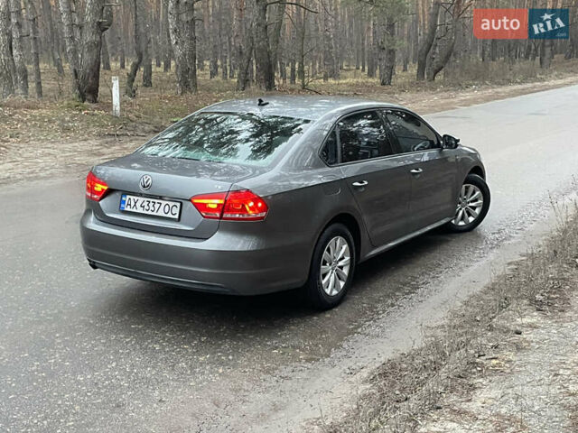Серый Фольксваген Пассат, объемом двигателя 1.8 л и пробегом 180 тыс. км за 9999 $, фото 6 на Automoto.ua