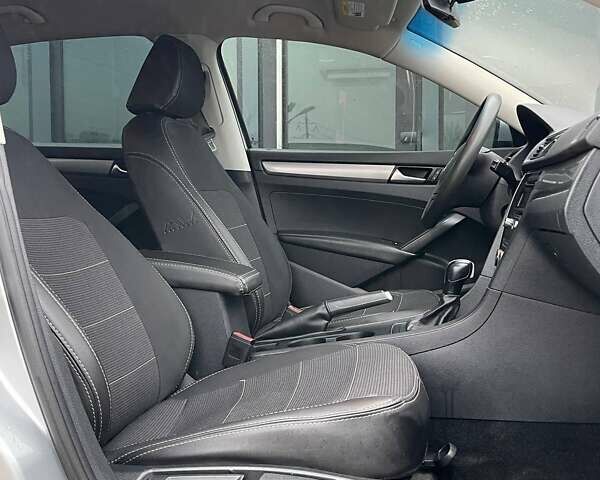 Серый Фольксваген Пассат, объемом двигателя 1.8 л и пробегом 184 тыс. км за 7999 $, фото 11 на Automoto.ua