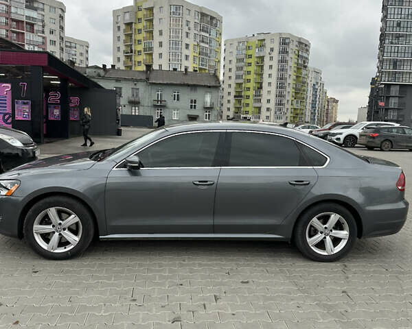 Серый Фольксваген Пассат, объемом двигателя 1.8 л и пробегом 225 тыс. км за 8600 $, фото 4 на Automoto.ua