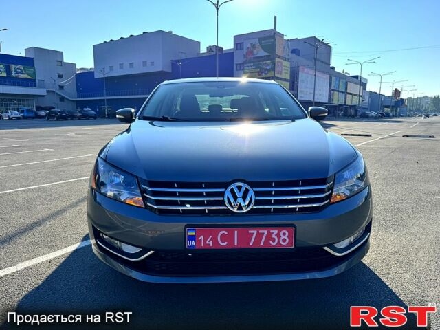 Серый Фольксваген Пассат, объемом двигателя 2 л и пробегом 189 тыс. км за 12600 $, фото 1 на Automoto.ua