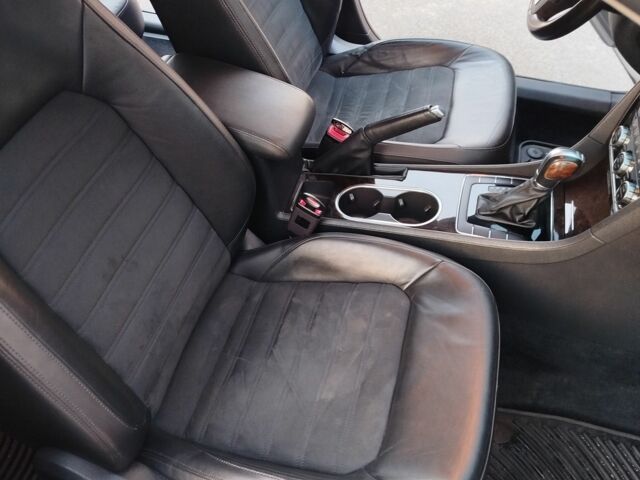 Сірий Фольксваген Пассат, об'ємом двигуна 2 л та пробігом 256 тис. км за 11100 $, фото 9 на Automoto.ua