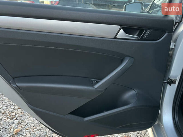 Серый Фольксваген Пассат, объемом двигателя 1.8 л и пробегом 212 тыс. км за 8900 $, фото 24 на Automoto.ua