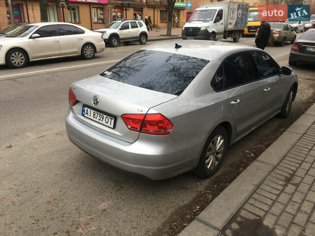 Серый Фольксваген Пассат, объемом двигателя 1.8 л и пробегом 195 тыс. км за 9200 $, фото 4 на Automoto.ua