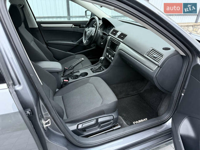 Серый Фольксваген Пассат, объемом двигателя 1.97 л и пробегом 220 тыс. км за 11500 $, фото 9 на Automoto.ua