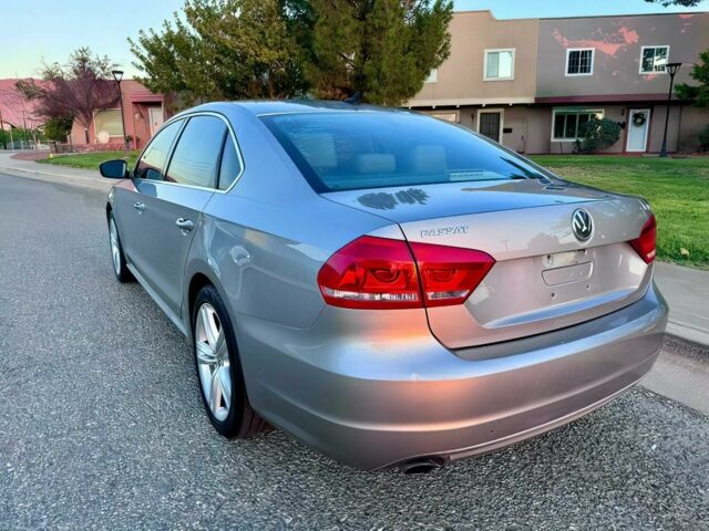 Сірий Фольксваген Пассат, об'ємом двигуна 2.5 л та пробігом 80 тис. км за 3800 $, фото 4 на Automoto.ua