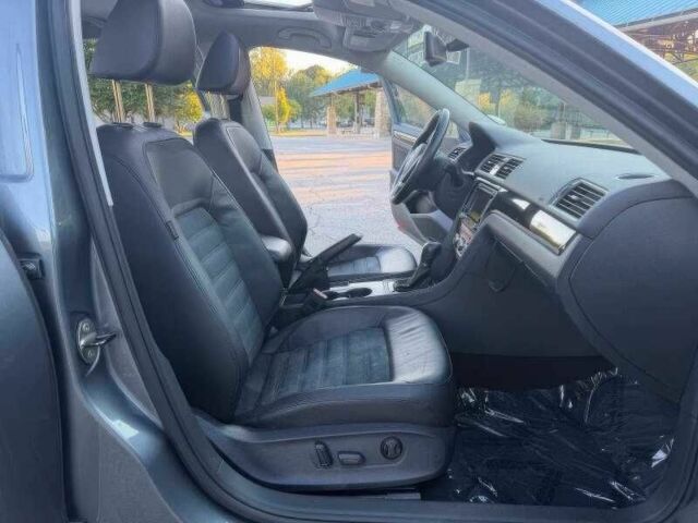 Серый Фольксваген Пассат, объемом двигателя 2 л и пробегом 146 тыс. км за 5000 $, фото 10 на Automoto.ua