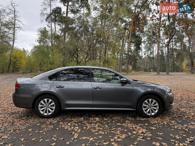 Серый Фольксваген Пассат, объемом двигателя 1.8 л и пробегом 197 тыс. км за 10499 $, фото 17 на Automoto.ua