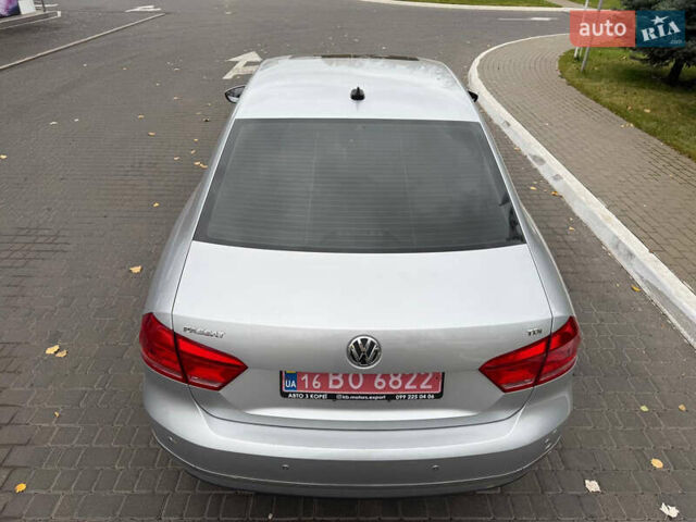 Серый Фольксваген Пассат, объемом двигателя 2 л и пробегом 110 тыс. км за 13200 $, фото 12 на Automoto.ua