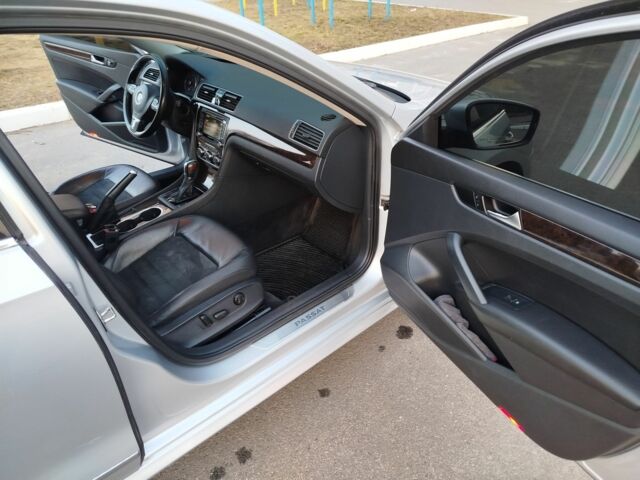 Сірий Фольксваген Пассат, об'ємом двигуна 2 л та пробігом 256 тис. км за 11100 $, фото 8 на Automoto.ua