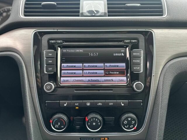 Сірий Фольксваген Пассат, об'ємом двигуна 1.8 л та пробігом 175 тис. км за 8350 $, фото 16 на Automoto.ua