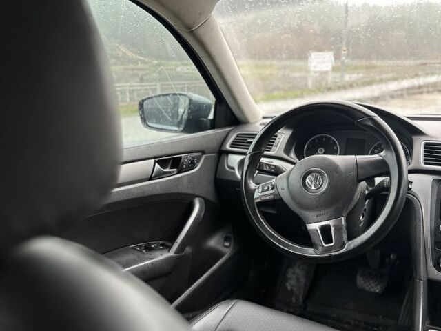 Сірий Фольксваген Пассат, об'ємом двигуна 0 л та пробігом 299 тис. км за 9500 $, фото 17 на Automoto.ua