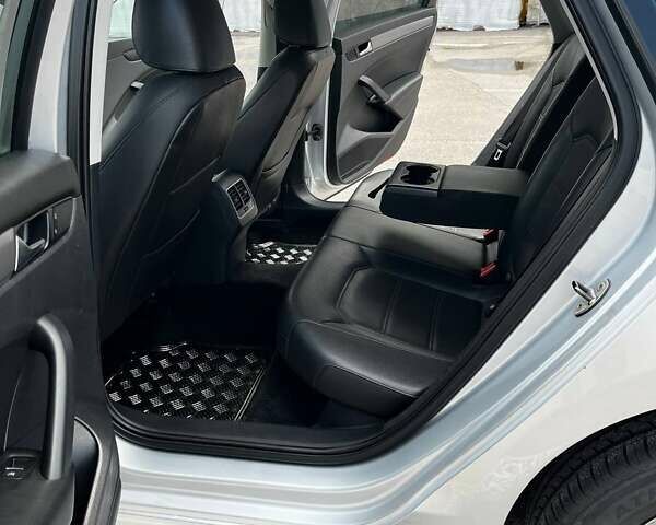 Серый Фольксваген Пассат, объемом двигателя 1.8 л и пробегом 199 тыс. км за 10950 $, фото 9 на Automoto.ua