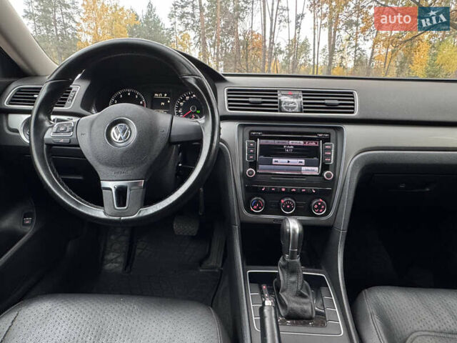 Серый Фольксваген Пассат, объемом двигателя 1.8 л и пробегом 197 тыс. км за 10499 $, фото 43 на Automoto.ua