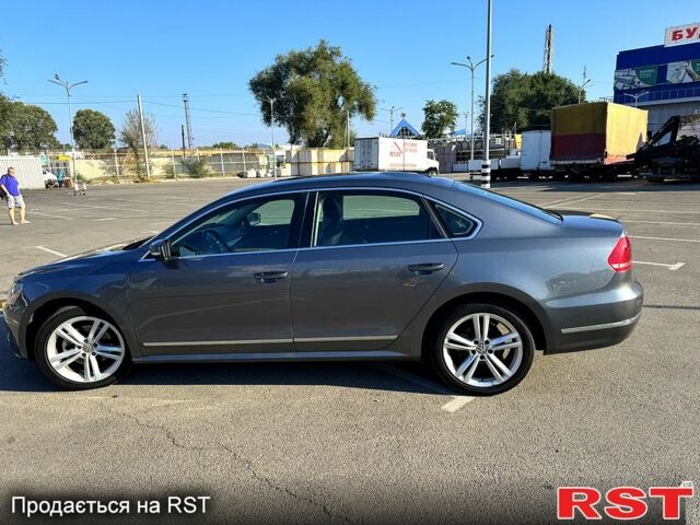 Серый Фольксваген Пассат, объемом двигателя 2 л и пробегом 189 тыс. км за 12600 $, фото 2 на Automoto.ua