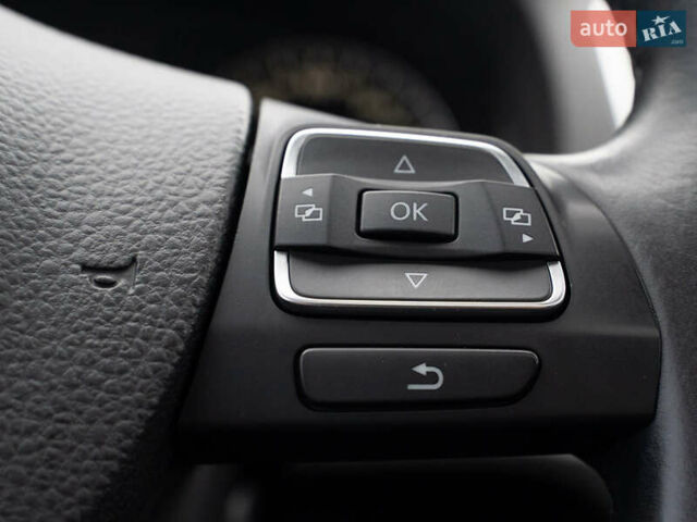 Сірий Фольксваген Пассат, об'ємом двигуна 2 л та пробігом 142 тис. км за 13200 $, фото 22 на Automoto.ua