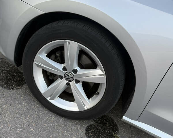 Сірий Фольксваген Пассат, об'ємом двигуна 1.8 л та пробігом 132 тис. км за 13500 $, фото 6 на Automoto.ua