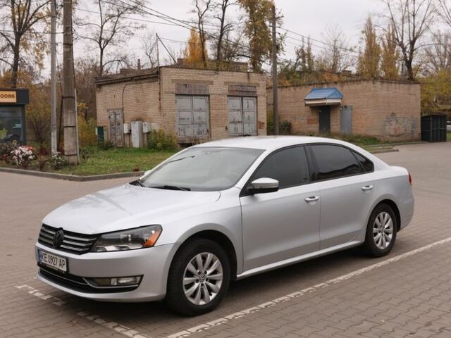 Серый Фольксваген Пассат, объемом двигателя 1.8 л и пробегом 206 тыс. км за 9999 $, фото 2 на Automoto.ua