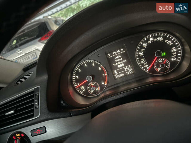 Сірий Фольксваген Пассат, об'ємом двигуна 1.8 л та пробігом 132 тис. км за 13500 $, фото 15 на Automoto.ua