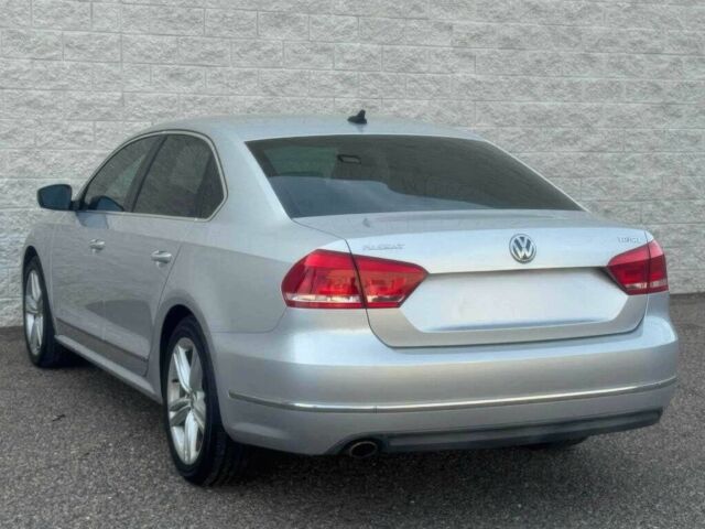 Сірий Фольксваген Пассат, об'ємом двигуна 2 л та пробігом 81 тис. км за 2100 $, фото 3 на Automoto.ua