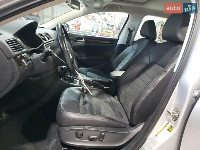 Сірий Фольксваген Пассат, об'ємом двигуна 2 л та пробігом 117 тис. км за 1400 $, фото 6 на Automoto.ua