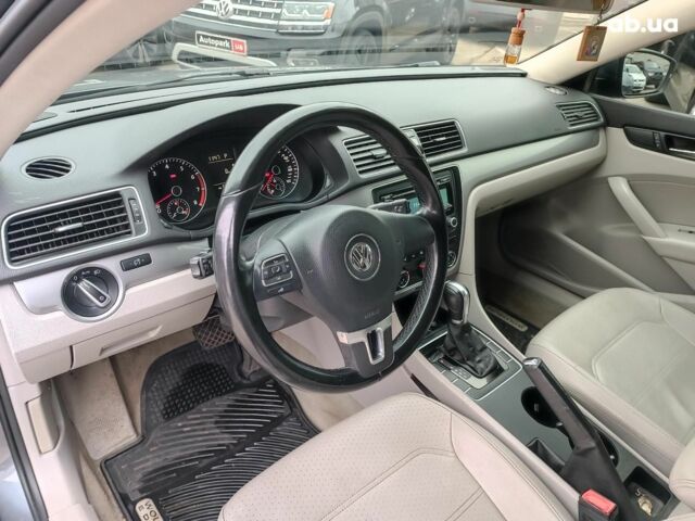 Серый Фольксваген Пассат, объемом двигателя 1.8 л и пробегом 260 тыс. км за 11490 $, фото 20 на Automoto.ua