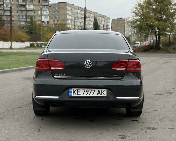Серый Фольксваген Пассат, объемом двигателя 1.97 л и пробегом 277 тыс. км за 12150 $, фото 4 на Automoto.ua